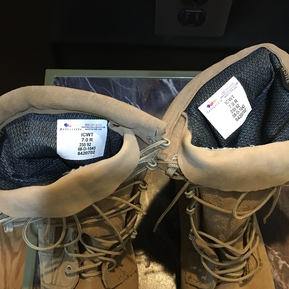 New Without tags Combat Boots
